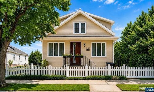 13-23 5th St, Fair Lawn, NJ, 07410-1147 | Card Image