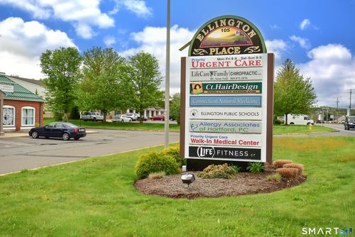 105 West Rd, Ellington, CT, 06029-5700 | Card Image