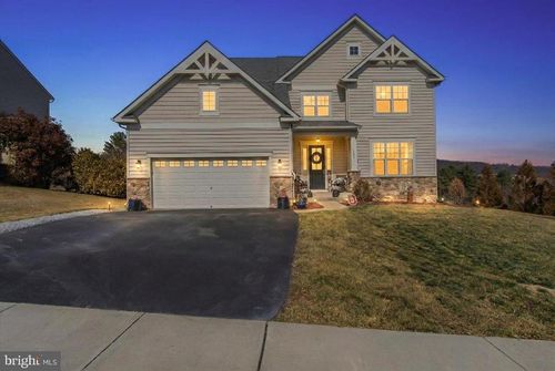 1006 Hunters Knl, Myersville, MD, 21773-8605 | Card Image