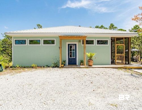 8948 Bluefish Dr, Gulf Shores, AL, 36542-8127 | Card Image