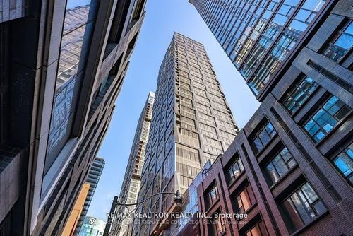 3611-35 Mercer St, Toronto, ON, M5V0V1 | Card Image