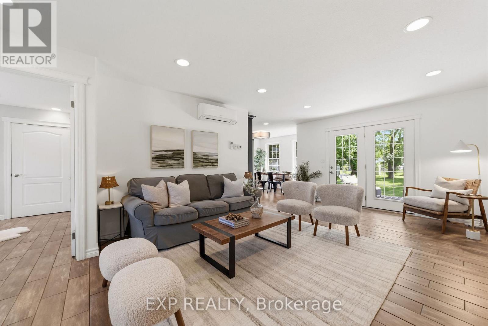 Residential in Southwest Middlesex (Glencoe) 5