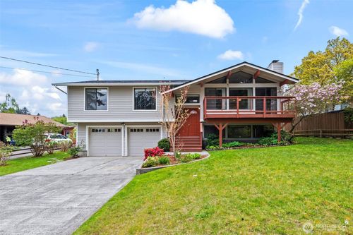 5061 Nw Lakeness, Poulsbo, WA, 98370 | Card Image