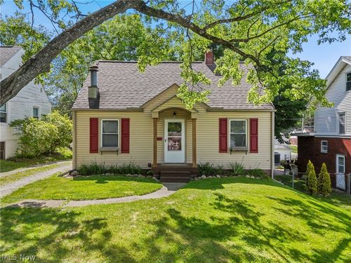 142 Canton Road, Akron, OH, 44312 | Card Image