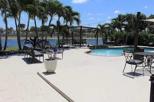 16272 Sw 42nd Ter, Miami, FL, 33185-3870 | Card Image