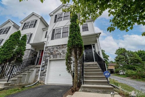 200 Shafer Ave, Phillipsburg, NJ, 08865-2415 | Card Image