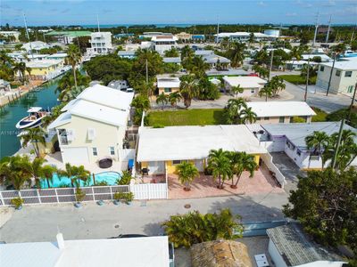 11554 5 Th Avenue Ocean, House other with 3 bedrooms, 2 bathrooms and null parking in Marathon FL | Image 2