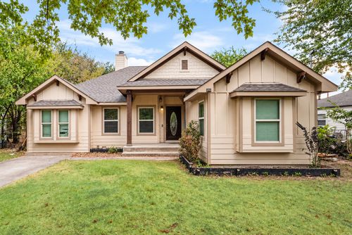 910 English St, Irving, TX, 75061-4915 | Card Image