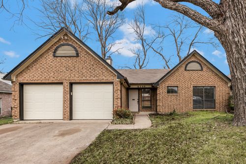 8309 Liberty Ln, Rowlett, TX, 75089-2519 | Card Image
