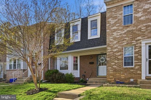 9118 Galbreth Ct, SPRINGFIELD, VA, 22153-1108 | Card Image