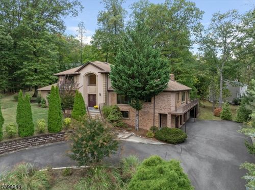 61 Overlook Dr, Woodcliff Lake, NJ, 07677-8159 | Card Image