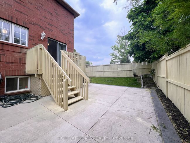156 Fairhill Ave, House attached with 4 bedrooms, 3 bathrooms and 2 parking in Brampton ON | Image 35