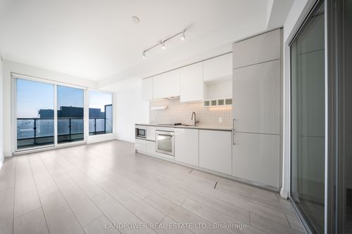 2205-5 Buttermill Avenue, Vaughan, ON, L4K0J5 | Card Image