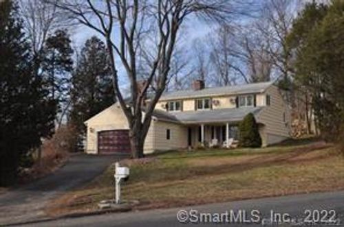 11 Shawnee Rd, Trumbull, CT, 06611-4614 | Card Image