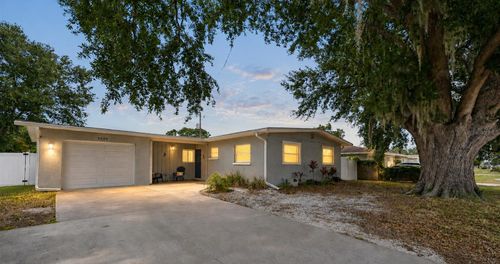 5005 Bee Ridge Rd, Sarasota, FL, 34233-1421 | Card Image