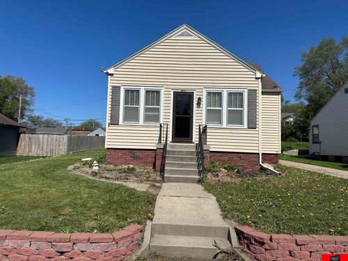 605 9th St, Wisner, NE, 68791-2311 | Card Image