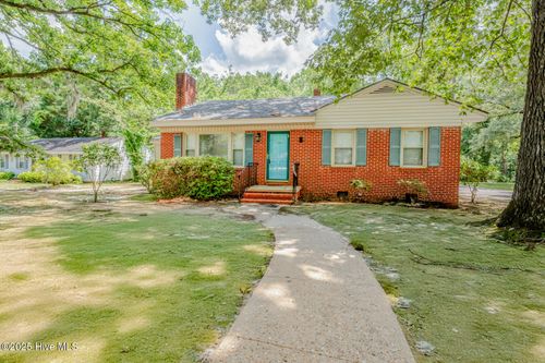 503 Hill St, Elizabethtown, NC, 28337-9570 | Card Image
