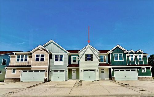 719 Flatrock Ln, Chesapeake, VA, 23320-3230 | Card Image