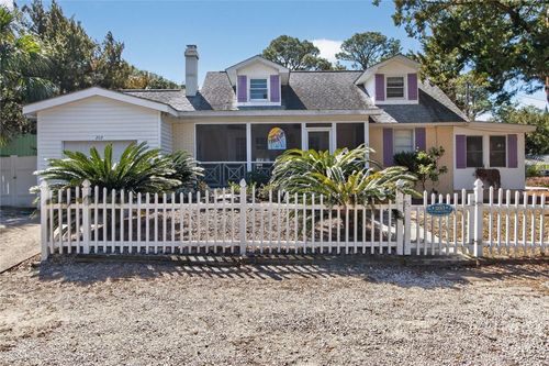 203 7th St, Tybee Island, GA, 31328-8711 | Card Image