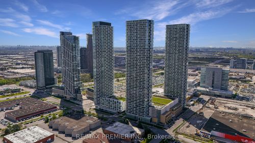 5206-898 Portage Pky, Concord, ON, L4K0J6 | Card Image