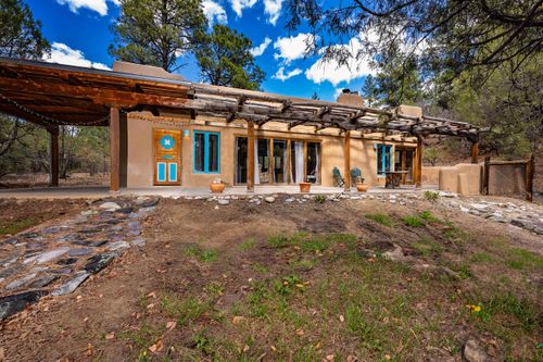 31 Deer Ln, Taos Ski Valley, NM, 87525-8006 | Card Image