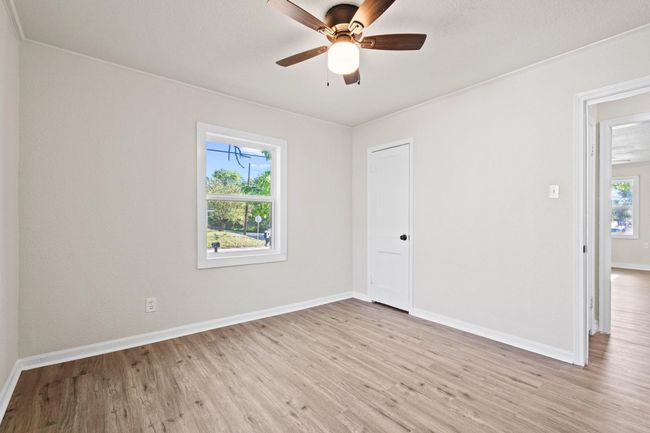 900 W Coffin St, House other with 3 bedrooms, 1 bathrooms and null parking in Denison TX | Image 15