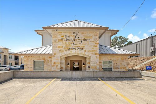 1407 Sidney Baker St, Kerrville, TX, 78028-2785 | Card Image