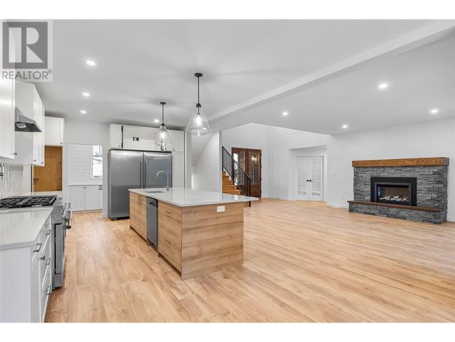 17 - 3100 Kicking Horse Dr, House other with 7 bedrooms, 6 bathrooms and 7 parking in Kamloops BC | Image 24