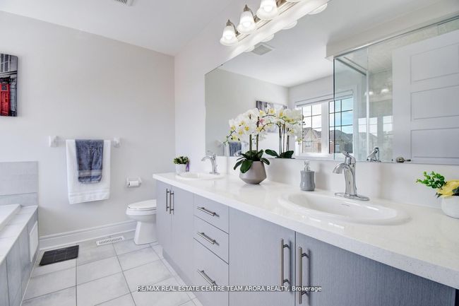 38 Rosewell Cres, House other with 8 bedrooms, 6 bathrooms and 4 parking in Georgetown ON | Image 20
