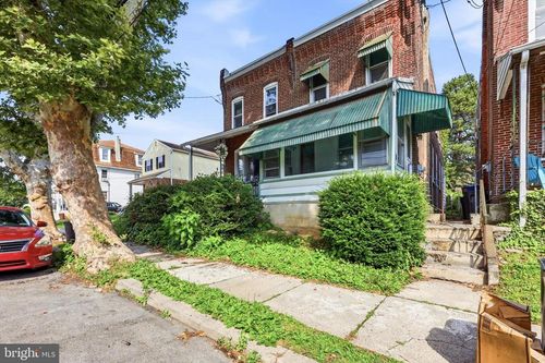 49 E Madison Ave, CLIFTON HEIGHTS, PA, 19018-2316 | Card Image