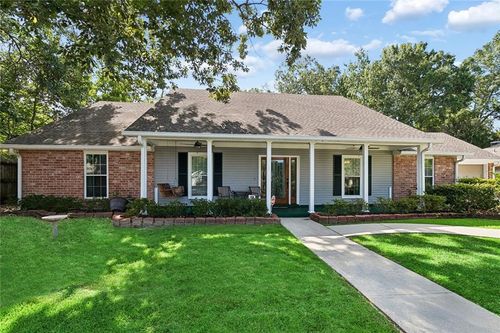 565 Barbara Pl, Mandeville, LA, 70448-4703 | Card Image