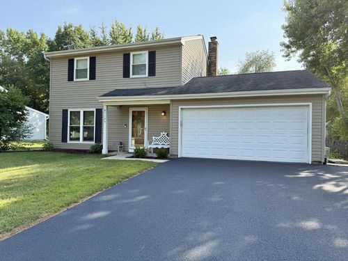 1125 Revere Ln, Island Lake, IL, 60042-9117 | Card Image