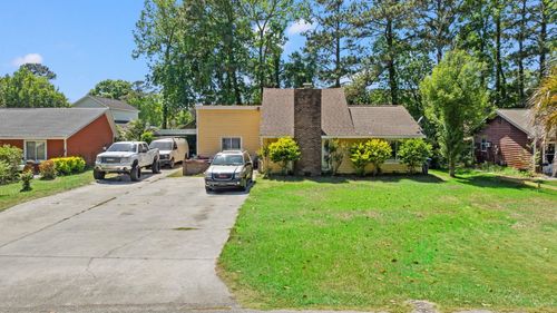 879 Pinner Pl, Myrtle Beach, SC, 29577-4271 | Card Image