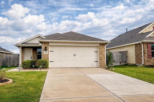 236 Rustic Ln, Magnolia, TX, 77355 | Card Image