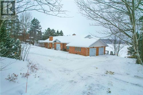 2100 S Bay Rd, Sudbury, ON, P3E6H7 | Card Image