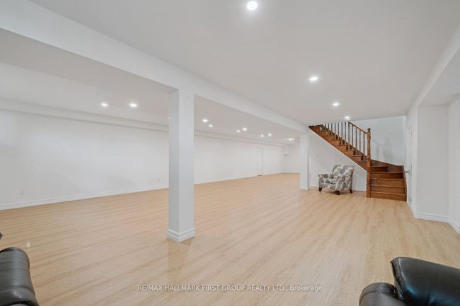 2317 Sherbrooke St W, House other with 5 bedrooms, 3 bathrooms and 10 parking in Cavan Monaghan ON | Image 31