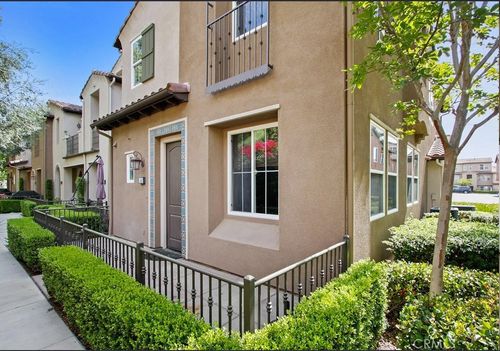 j-46 Playa Cir, Aliso Viejo, CA, 92656-1621 | Card Image