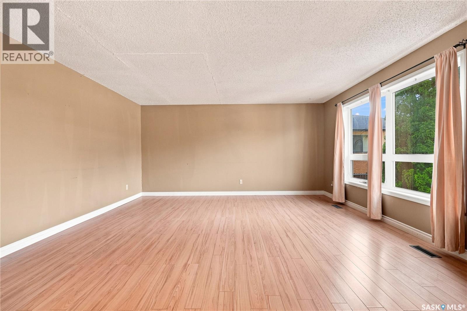 Residential in Regina 3
