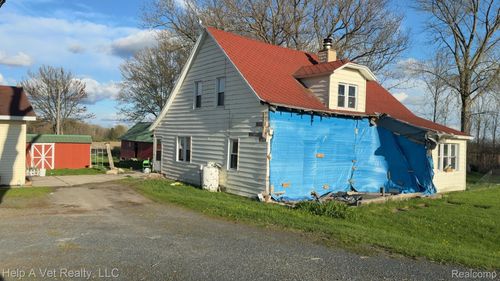 2258 N Schoenherr Rd, Custer, MI, 49405-9770 | Card Image