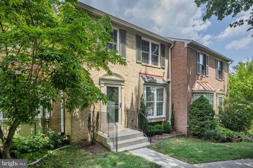 10373 Green Holly Ter, SILVER SPRING, MD, 20902-5803 | Card Image