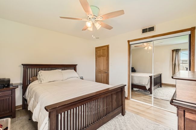 9001 Mobile Ave, House other with 3 bedrooms, 2 bathrooms and 6 parking in Oak Lawn IL | Image 15