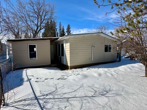 5234 48 St, Mayerthorpe, AB, T0E1N0 | Card Image