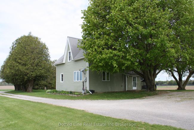 1076 2 Nd Concession Rd Enr, House other with 3 bedrooms, 1 bathrooms and 6 parking in Langton ON | Image 4