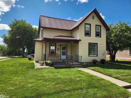 208 E Carleton St, Toledo, IA, 52342-1602 | Card Image