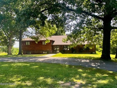 1606 Fairview Ave, Baxter Springs, KS, 66713-1760 | Card Image