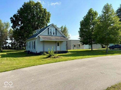 125 E Lincoln St, Kingman, IN, 47952-5211 | Card Image