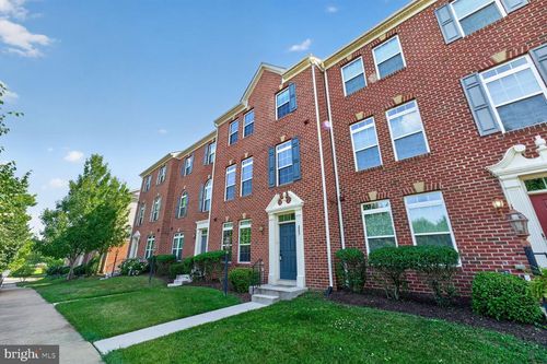 2293 Merseyside Dr, WOODBRIDGE, VA, 22191-6549 | Card Image