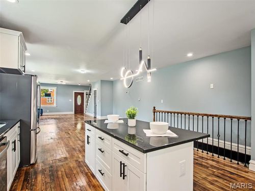 4224 California Ave, Saint Louis, MO, 63111-1101 | Card Image