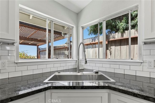 kitchen sink | Image 12