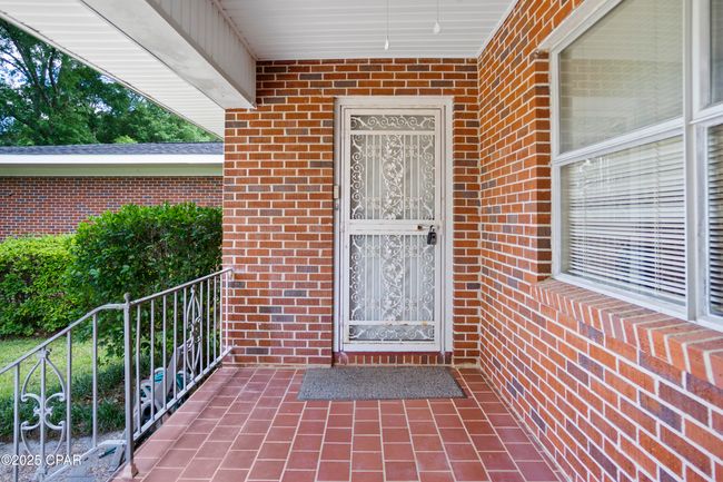 5370 Cherry St, House other with 2 bedrooms, 3 bathrooms and null parking in Graceville FL | Image 18